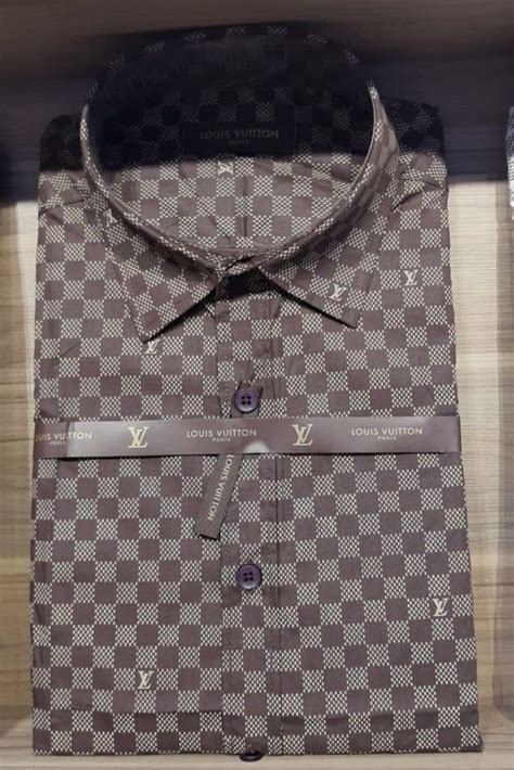 camisa social louis vuitton.